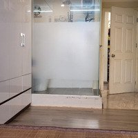 Tôi Chính Chủ Bán Căn Góc Siêu Đặc Biệt Với Sân Vườn Cực Rộng, Nhà Sửa Lại Toàn Bộ Full Đồ (Có Ảnh)