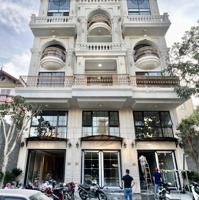 Bán Cực Phẩm Long Biên,Mặt Phố Đàm Quang Trung 28 Tỷ-Toà Nhà 8 Tầng-Thang Máy-Full Nội Thất-Vĩ Hè
