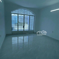 Nhà Diện Tích Ngang 4M - Dài 17M. 1 Lửng 1 Lầu . Hẻm Xe Hơi 6M Đường Luỹ Bán Bích .Gần Hoà Bình