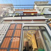 Hiếm. Nhà Ngang 5M, 3 Phòng Ngủ Oto Tới Cửa.