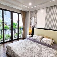 Nhà Mới Ngõ 42 Sài Đồng - 3 Bước Hồ Điều Hoà, Ô Tô Tránh - 5 Tầng Full Nội Thất Đẹp.
