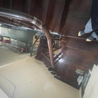 Phân Lô Ô Tô Tránh, Vỉa Hè Kinh Doanh Phố Lạc Trung