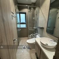 Cho Thuê Bt Phong Cách Nhật Bản Valora Fuji Q9 Căn Góc 218M2 Ven Sông Giá 28 Triệu/Tháng Full Nội Thất