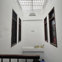 Nhà 5T P/Lô Víp Hoàng Cầu Ngõ 5M Kinh Doanh Tốt Sát Phốdiện Tích70Mmặt Tiền5,37M Khổ Đất Đẹp