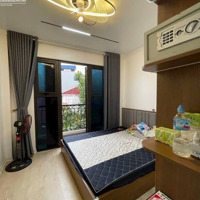 Bán Nhà Nguyễn Văn Cừ Lô Góc 46 M 5 Tầng, Full Nội Thất Gần Ôtô, 5 Phút Sang Phố.