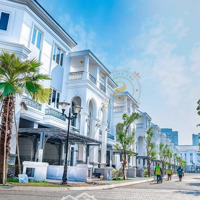 Bán Gấp Biệt Thự Phố Compound Q2 Sol Villas , 6Mx22M, 3,5 Tấm View Đẹp, Giá Hạ Còn 13.5 Tỷ.
