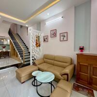 Cc cần bán gấp nhà 3 tầng MT KD VIP đường Dương Trí Trạch, TT Sơn Trà, giá chỉ nhỉnh hơn 8 tỷ.