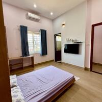 Cc cần bán gấp nhà 3 tầng MT KD VIP đường Dương Trí Trạch, TT Sơn Trà, giá chỉ nhỉnh hơn 8 tỷ.