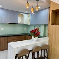 Cc cần bán gấp nhà 3 tầng MT KD VIP đường Dương Trí Trạch, TT Sơn Trà, giá chỉ nhỉnh hơn 8 tỷ.