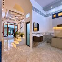 Nhà trệt 2 lầu xây mới cách chợ An Khánh 50m, gần Trường Đại Học Cần Thơ