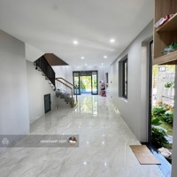 Bán Căn Biệt Thự Hồ Bơi 2 Mặt Tiền Đường Hoá Sơn Ngay Thăng Long Sát Sông Mát Mẻ Tt Quận Hải Châu
