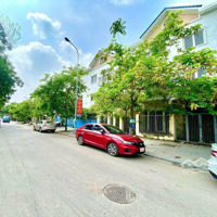 Cần Chuyển Nhượng Biệt Thự Song Lập Chân Cầu Đông Trù , Tứ Liên Vị Trí Cực Đẹp Sẵn Kinh Doanh
