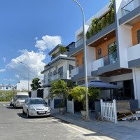Rẻ Nhất Thị Trường Gói 8 The Capella Mỹ Gia - Nhà 3 Tầng Cạnh Hồ Bơi Đường 15M Chỉ 4Tỷ950