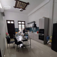 Nhà Phân Lô Phố Trung Kính, Gara Ô Tô, Gần Phố, Kinh Doanh,Nhà Dân Xây Ở, Đầy Đủ Công Căng, Giá Tốt