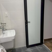 Cho thuê nguyên căn 5 tầng thông sàn tại Vinhomes Marina