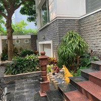 Biệt Thự Sân Vườn Phố Ẩm Thực Nguyễn Văn Lộc 152.5M2* 5 Tầng. Hoàn Thiện Đẹp Hai Mặt Kinh Doanh