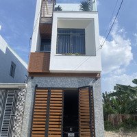 Bán Nhà 1 Trệt 2 Lầu, Đẹp, Hiện Đại, Sổ Hồng Thổ Cư 100%