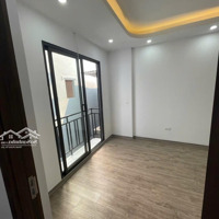 Bán Nhà Mới 5 Tầng - Hoàng Mai - 35M2 - Giá Chỉ 6.8 Tỷ - Ngõ Nông, Cách 1 Nhà Ra Phố.