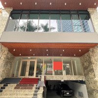 Tòa Buiding Văn Phòng - 250M - 9 Tầng . Kinh Doanh - Dòng Tiền 250T/ Tháng. Lh : 0337202228
