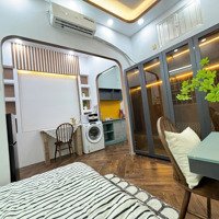 Cho Thuê Căn Hộ Ngay Lý Thường Kiệt 1 Phòng Ngủ Tách Bếp Thiết Kế Hiện Đại, Đầy Đủ Nội Thất