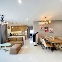 Giá Chỉ 16 Triệu/Th Tại Chcc Garden Gate, 2 Phòng Ngủ Liên Hệ Em: 0934977411