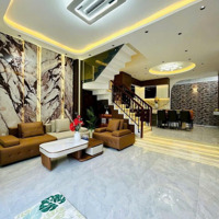 Chính Chủ Cần Bán Căn Nhà Siêu Đẹp|Tại Đường Trần Bình Trọng P5 Q.bình Thạnh|Shr|Hẻm Xe Hơi