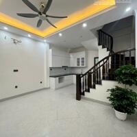 (NHỎ XINH) Bán nhà ngõ 87 Phú Đô 30mx5T mới đẹp 50m ra phố 5.5 tỷ sổ vuông nhà thoáng Nam Từ Liêm