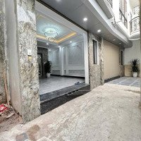 Bán Nhà Mặt Ngõ -Sát Ngã Tư Sở-6 Tầng Thang Máy-Nhà Mới Tinh-Vuông Văn Nở Hậu
