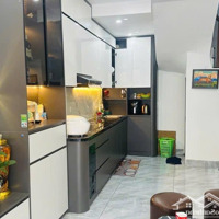 Chốt Nhà Dương Nội Đẹp Gần Đường 72 Mới Xây Giá Bán 5.25 Tỷ
Ngay Sát Đường Quy Hoạch 40M, Ô Tô 10M
