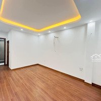 Cực Hiếm Nhà Phố Đội Cấn - Ba Đình 6 Tầng Thang Máy - Kinh Doanh - Ô Tô - Sát Cạnh Phố - Hiếm Có