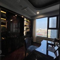 Bán Căn Hộ 2 Phòng Ngủ 82M2, 3,8 Tỷ, Nhà Đẹp Giá Rẻ Nhất Khu Vực Tại Hậu Giang - Quận 6. Liên Hệ: 0933 813 383.