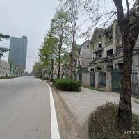 Bán Nhà Ciputra 150m5T MT7m Vỉa Hè Quận Tây Hồ 55 Tỷ Nguyễn Hoàng Tôn.