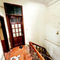 Cần bán gấp nhà phân lô phố Lê văn Hiến 45m2, 5T, lô góc, ô tô, kinh doanh