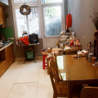 Ô Tô Đỗ Cổng-Ô Chờthang Máy- - Ngõ Thông -Nhà Đẹp -2 Thoáng-Ngõ Thông- Ở Ngay- Diện Tích: 45 M-4 Tầng