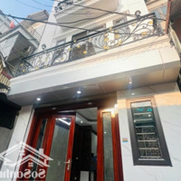 Bán Gấp Nhà Phố Âu Cơ Tây Hồ - 40M2 X 5 Tầng Có Thang Máy - 30M Ra Mặt Phố - 6 Tỷ - Liên Hệ: 0865739823