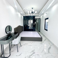 Bán Nhà Bồ Đề 36M2, 5 Tầng , Ô Tô Đỗ Cửa, 2 Thoáng , Nhà Đẹp Ở Ngay - Giá Nhỉnh 6 Tỷ