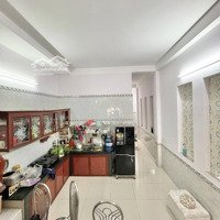 Bán Nhà Trệt Lầu Hoàn Công Mặt Tiền Kinh Doanh Gần Chợ Dĩ An