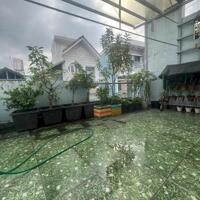 Chính chủ gửi bán nhà ngang 5m Phan Huy Ích xe hơi ngủ nhà 70m2 4 lầu BTCT gần chợ 8.5 tỷ