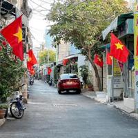 Chính chủ gửi bán nhà ngang 5m Phan Huy Ích xe hơi ngủ nhà 70m2 4 lầu BTCT gần chợ 8.5 tỷ