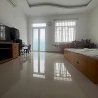 Chính chủ gửi bán nhà ngang 5m Phan Huy Ích xe hơi ngủ nhà 70m2 4 lầu BTCT gần chợ 8.5 tỷ
