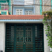 Bán Nhà Hoàn Công Trệt Lầu Gần Sân Vận Đông Đông Hoà, Dĩ An