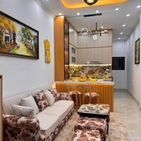 Nhà Đẹp Gần Đường Ô TÔ Hoàng Mai 25m, 5 tầng, mt 3.2m, giá 5.8 tỷ.