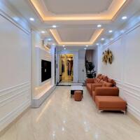 Nhà Đẹp, Mới Ngõ Ô Tô Yên Lạc, Hai Bà Trưng 41m, 5 tầng, mt 3.4m, giá 14.8 tỷ.