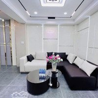 Định Cư Cần Bán Nhà Đường Nguyễn Hiền, Phường 4, Quận 3 - Giá:4Tỷ950/68M2 (4,6X14,8M) Pháp Lý Chuẩn