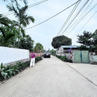 Đất Đẹp Và Rẻ Tại Ba Vì. 720 M Mặt Tiền 28 M. Giá Chỉ Hơn 2 Tỷ. Cạnh Trung Tâm . Giao Thông Thuận