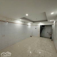 Bán Nhà Riêng Lạc Long Quân - 50M - Ngõ Thông - Ô Tô Qua - Thang Máy - 7 Ngủ - Giá Bán 11.5 Tỷ