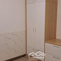 Cần Cho Thuê Căn Hộ Florita, 69M2, 2 Phòng Ngủ Nội Thất Cơ Bản, View Q1, Giá 13 Triệu/Th. Liên Hệ: 0975893394 Nhung