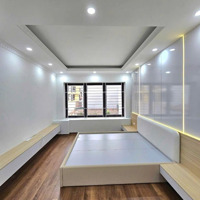 Bán Nhà Hồng Tiến - Long Biên - Cách Mặt Phố 50M - 6 Tầng - Thang Máy - Ô Tô Đỗ Cổng - Nhú 8 Tỷ