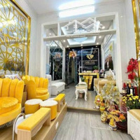 Cho Thuê Cả Nhà Mặt Phố Tuệ Tĩnh - Hbt. Diện Tích 75M2 X 4,5T - Mặt Tiền 4,5M. 52 Triệu. Liên Hệ: 0384343535