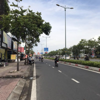 Nhà Mặt Tiền Đường Phạm Văn Đồng Cạnh Gigamall,Diện Tích161M2, Ngang 5M, Chỉ 18.5 Tỷ